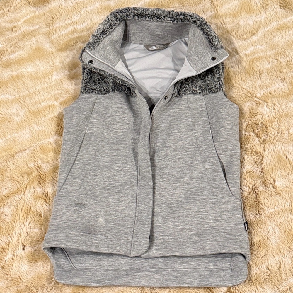 THE NORTH FACE Size XS Heather Gray Vest HYBRINATION Thermal 3D - Pre~Loved